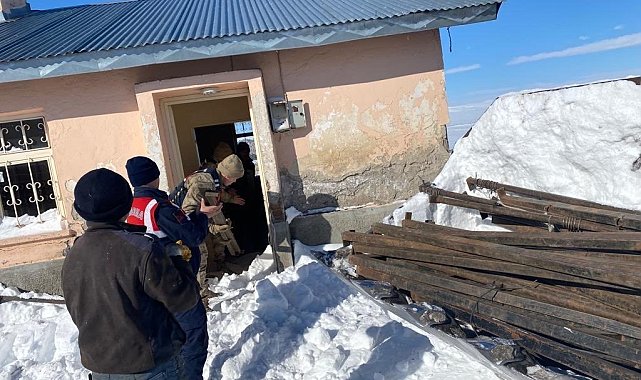 Susuz'daki çadırlar depremzedelere gönderildi