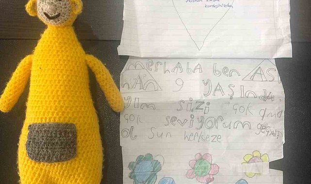 Yapılan yardımların arasından çıkan notlar duygulandırdı