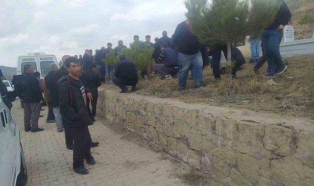 8 yıl sonra kemikleri bulunmuştu, o kemiklerle bugün defnedildi