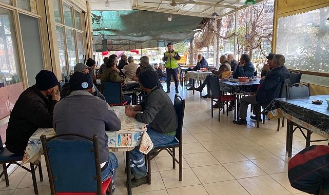 Aydın'da jandarma ekipleri okullarda trafik kuralları ve servis eğitimlerini sürdürüyor
