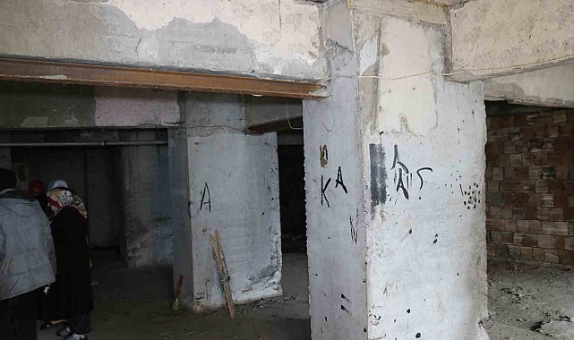 Diyarbakır'da 2011 yılında güçlendirme yapılan bina şiddetli depreme rağmen ayakta kaldı