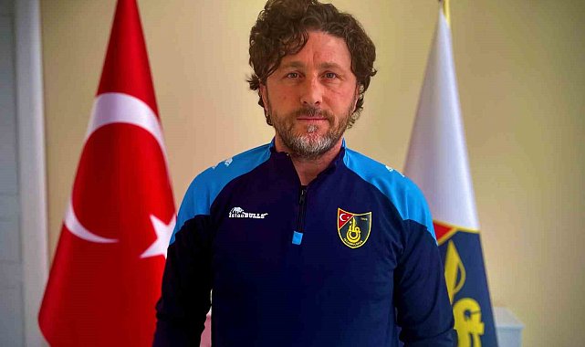 Fatih Tekke: "Ligde kalmak için 4 galibiyet gerekiyor diye düşünüyorum"