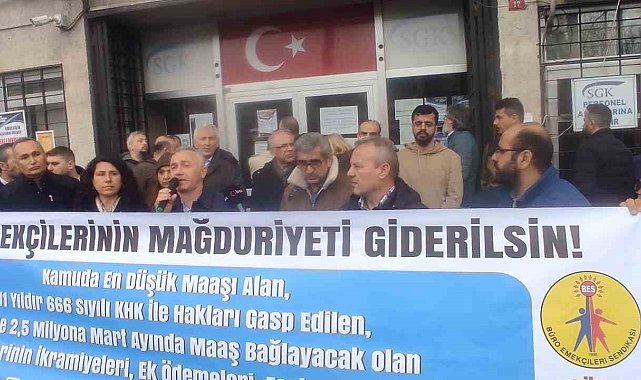 Fatih Unkapanı'nda SGK çalışanları iş bıraktı