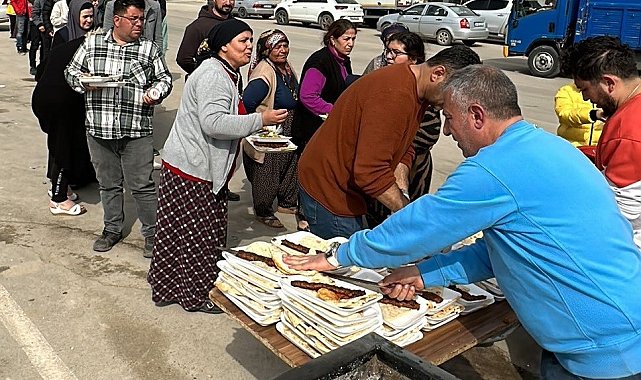 Kaburgacı Yaşar, deprem bölgesine desteğini sürdürüyor