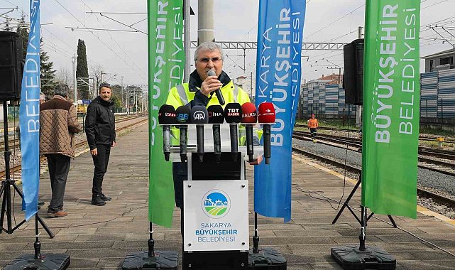 Kardeşlik kenti için 44 konteyner daha Sakarya'dan yola çıktı