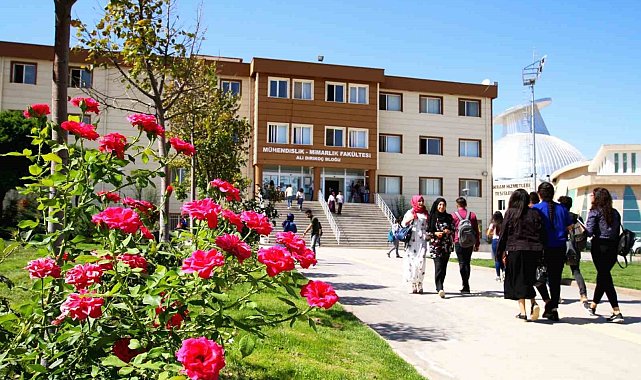 NEVÜ'de profesör ataması yapıldı