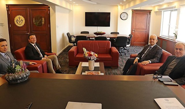 "Kütahya'da sağlık hizmetlerinin en iyi şekilde sunulması için çalışacağız"