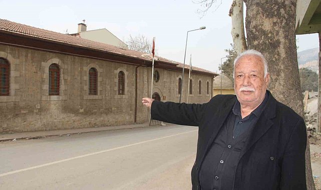Tam 3 asırlık tarihi taş kilise depremde zarar görmedi