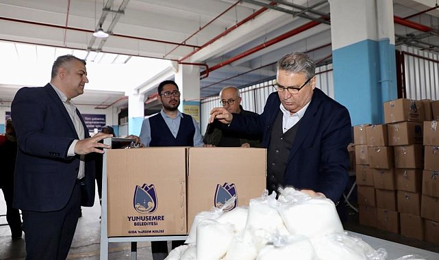 Yunusemre'de erzak kolileri hazır