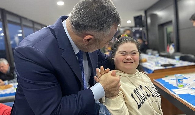 AK Parti, özel gereksinimli çocuklar için program düzenledi