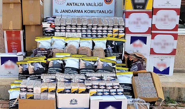 Antalya'da jandarmadan kaçak tütün operasyonu