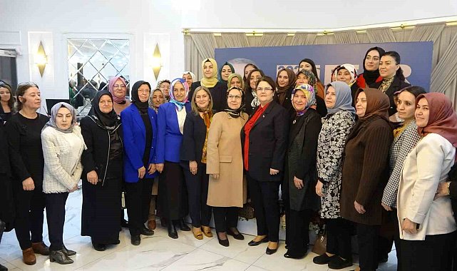 Bakan Yanık: "Bu ülkeyi 2000'li yıllara, 90 ve 80'li yıllara götürmeyi yeni bir siyasetmiş gibi vaat edenlere bırakamayız"