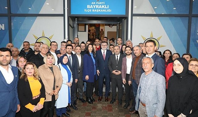 Bayraklı'da Başkan Saygılı'ya coşkulu karşılama