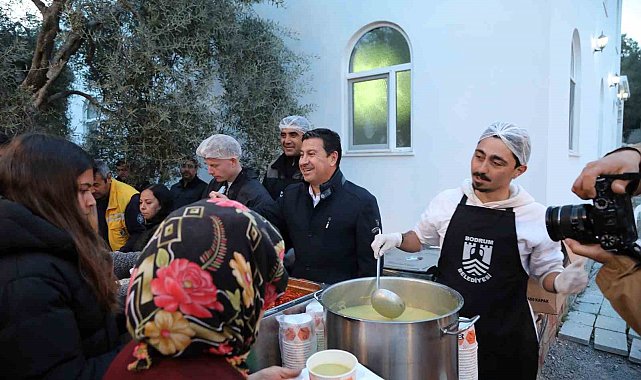Belediye iftar programları devam ediyor