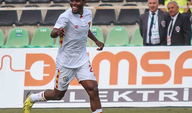 Göztepeli Mamah, ilk sezonunda tam not aldı
