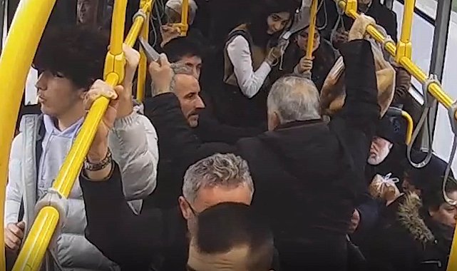 Rahatsızlanan yolcuya umut olan şoför o anları anlattı