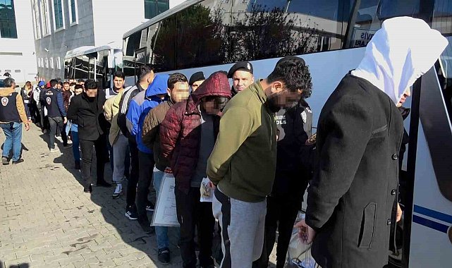 Yasa dışı bahis ve para aklama operasyonunda 31 kişi adliyede