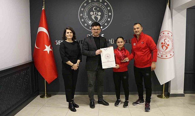 Yazıcı, Dünya şampiyonunu ağırladı