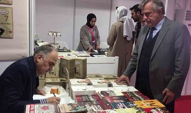 8. Üsküdar Kitap Fuarı'nda Tarihçi-Yazar Dr. İbrahim Pazan okuyucuları ile buluştu