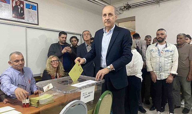 AK Parti Genel Başkanvekili Numan Kurtulmuş oyunu kullandı