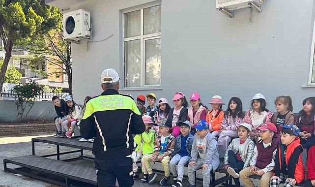 Aydın'da 250 öğrenci "trafik dedektifi" oldu