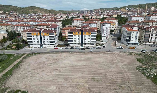 Bahadır Sokak'ta yeni park çalışması başladı