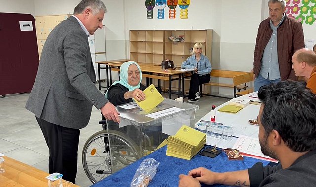 Bartın'da oy verme işlemleri sürüyor