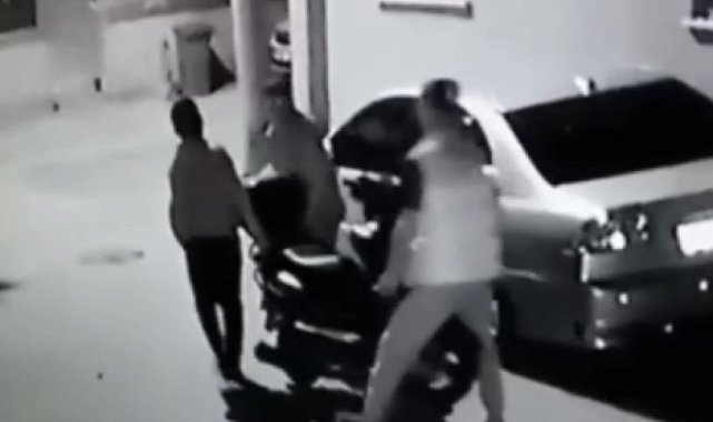 Bursa'da hırsızlar motosikleti kucaklayarak çaldılar