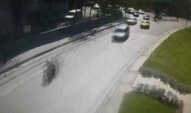 Bursa'da ters şeritten giden otomobil zincirleme kazaya böyle yol açtı