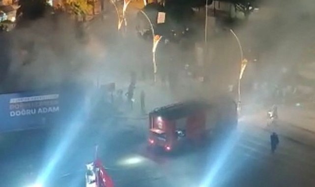 Cengiz Kurtoğlu konserinde jeneratör kaynaklı yangın çıktı