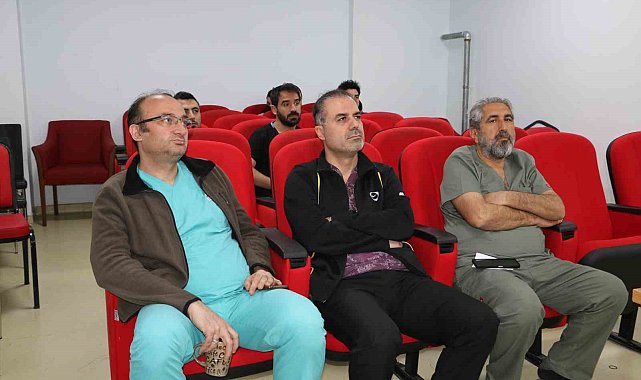 Diyarbakır'da sağlıkçıların eğitimi hastanede de devam ediyor