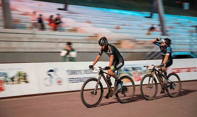 Dünyanın tek gece yarışı nefes kesti: Bike Fest heyecanı tırmanıyor