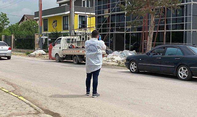 Elektrik akımına kapılan işçi, 3'üncü kattan düşerek ağır yaralandı