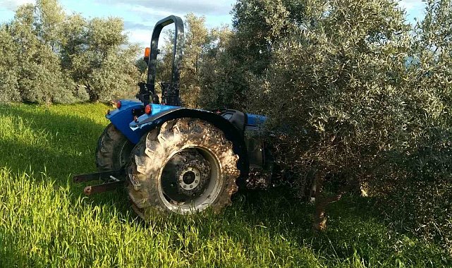 Evinin önünden traktörünü çaldılar