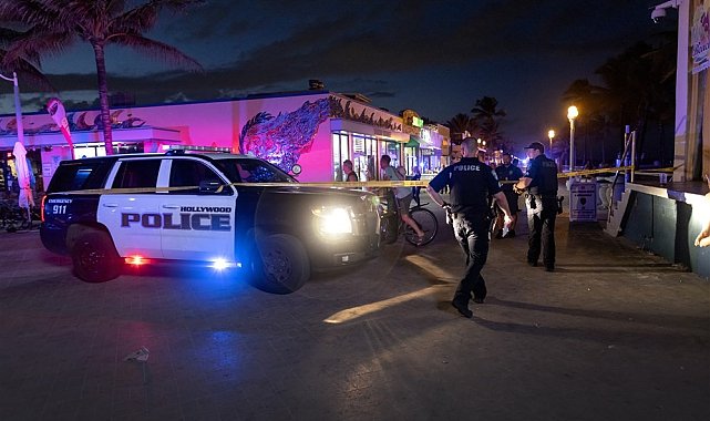 Florida sahilinde silahlı saldırı: 4'ü çocuk 9 yaralı