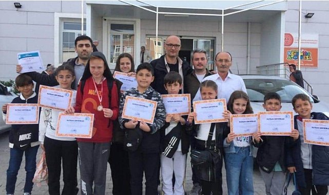 Gazi Emet İlk ve Ortaokulu Zeka Oyunları il turnuvasında dereceye girdi