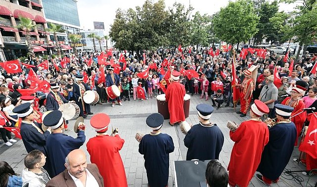 Gaziosmanpaşa Belediyesi'nden Fethin 570. Yılına mehterli kutlama