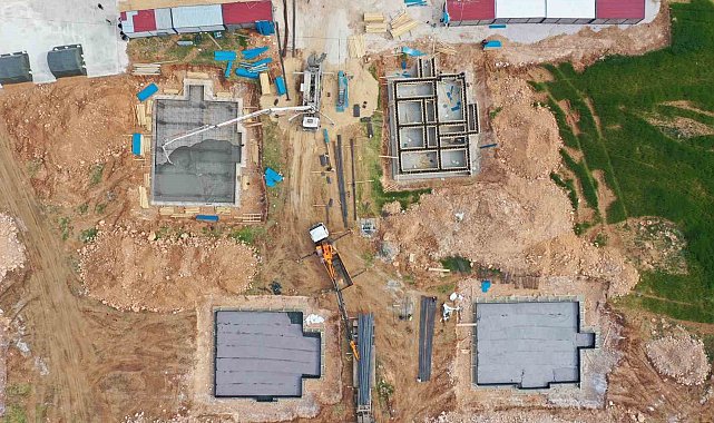 İkinci depremin merkezi Elbistan'da köy evlerinin temelleri yükseliyor