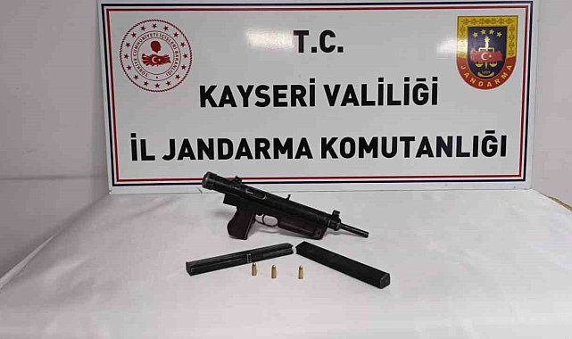 Jandarma operasyonunda otomatik tabanca ele geçirildi: 1 gözaltı