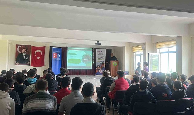 Karesi Eurodesk'ten gençlere Avrupa'yı keşfet programı