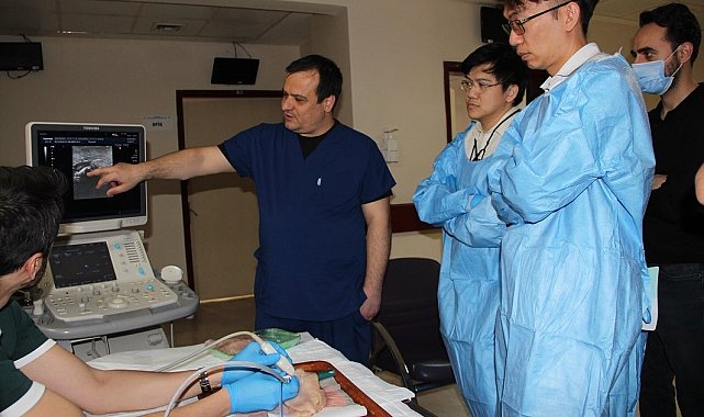 Kütahya Evliya Çelebi Eğitim ve Araştırma Hastanesi doktorlarından uluslararası eğitim