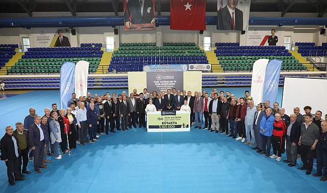 Kütahya'da spor kulüplerine 3 milyon 165 bin TL nakdi yardım