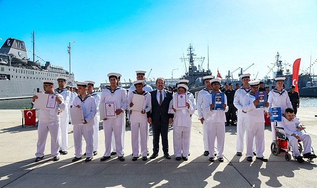 Mersin'de engelliler temsili askerlik yaptı