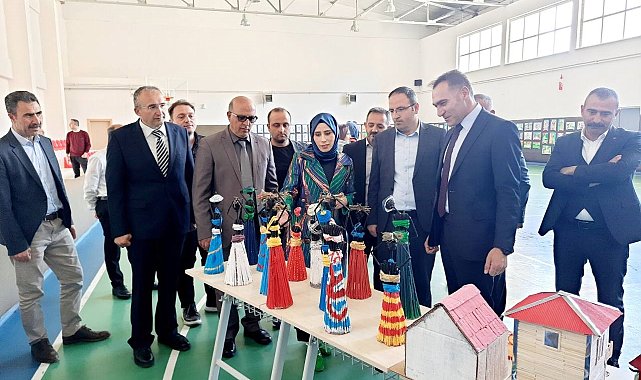 Okullarda yılsonu resim sergisi heyecanı
