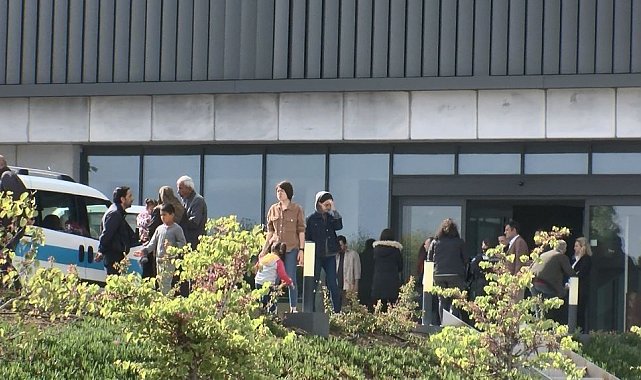 Onca şeyden sonra depremzedeleri ayağına getirtti