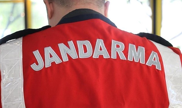 Otobüste seyahat ederken uyuşturucu ile yakalandılar