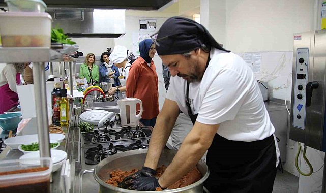 Rize'de öğretmenler en güzel yemeği yapmak için yarıştı
