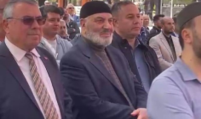 Sağlık Bakanı Koca memleketinde konuştu, babası duygulandı