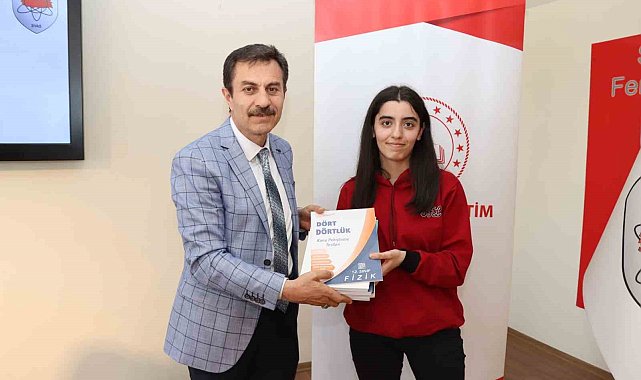 Sivas'ta kaynak kitaplar öğrencilere ulaştırıldı