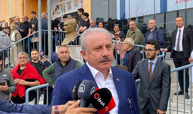 TBMM Başkanı Mustafa Şentop oyunu kullandı